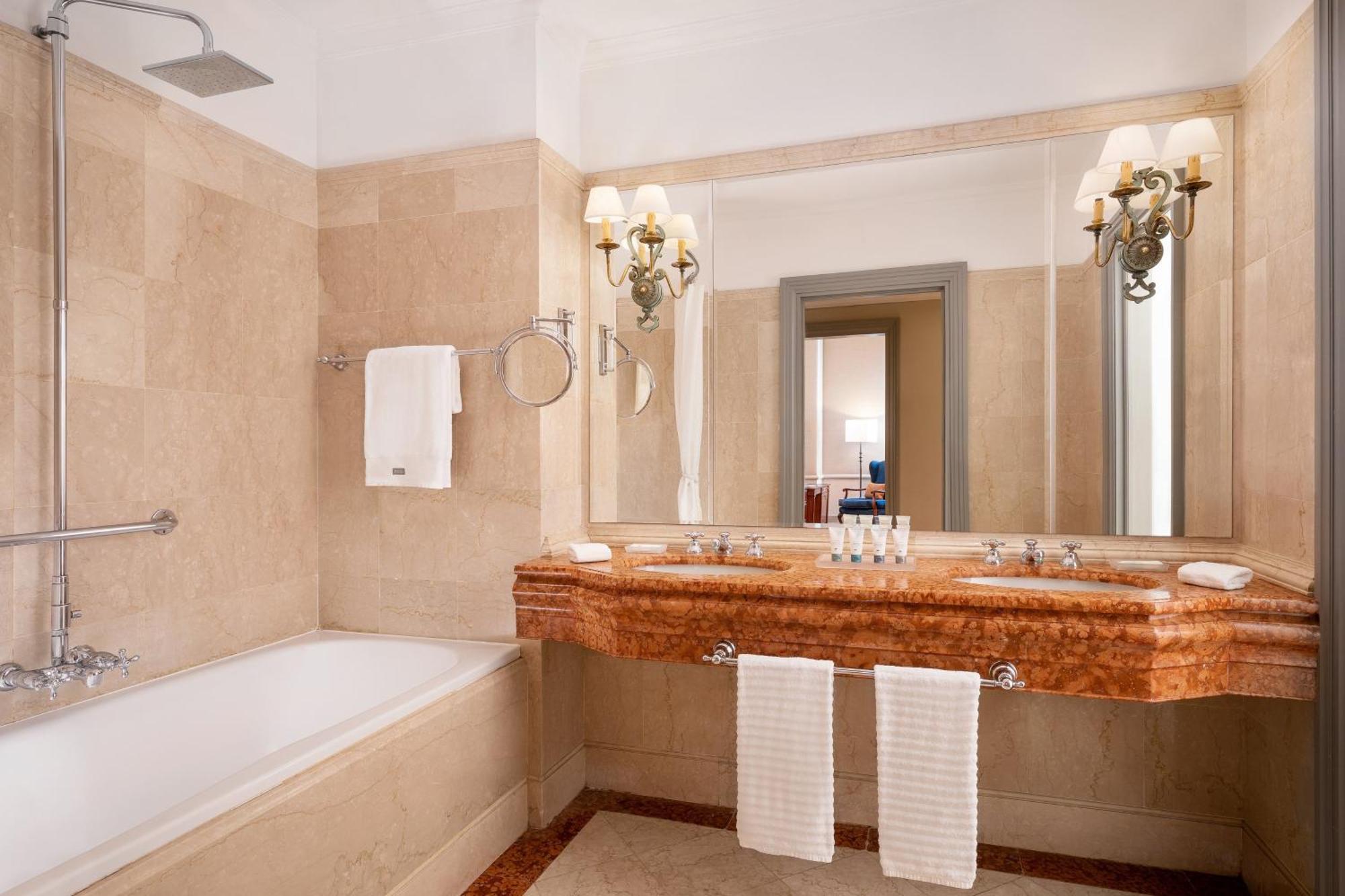 The Westin Excelsior, Firenze Bagian luar foto